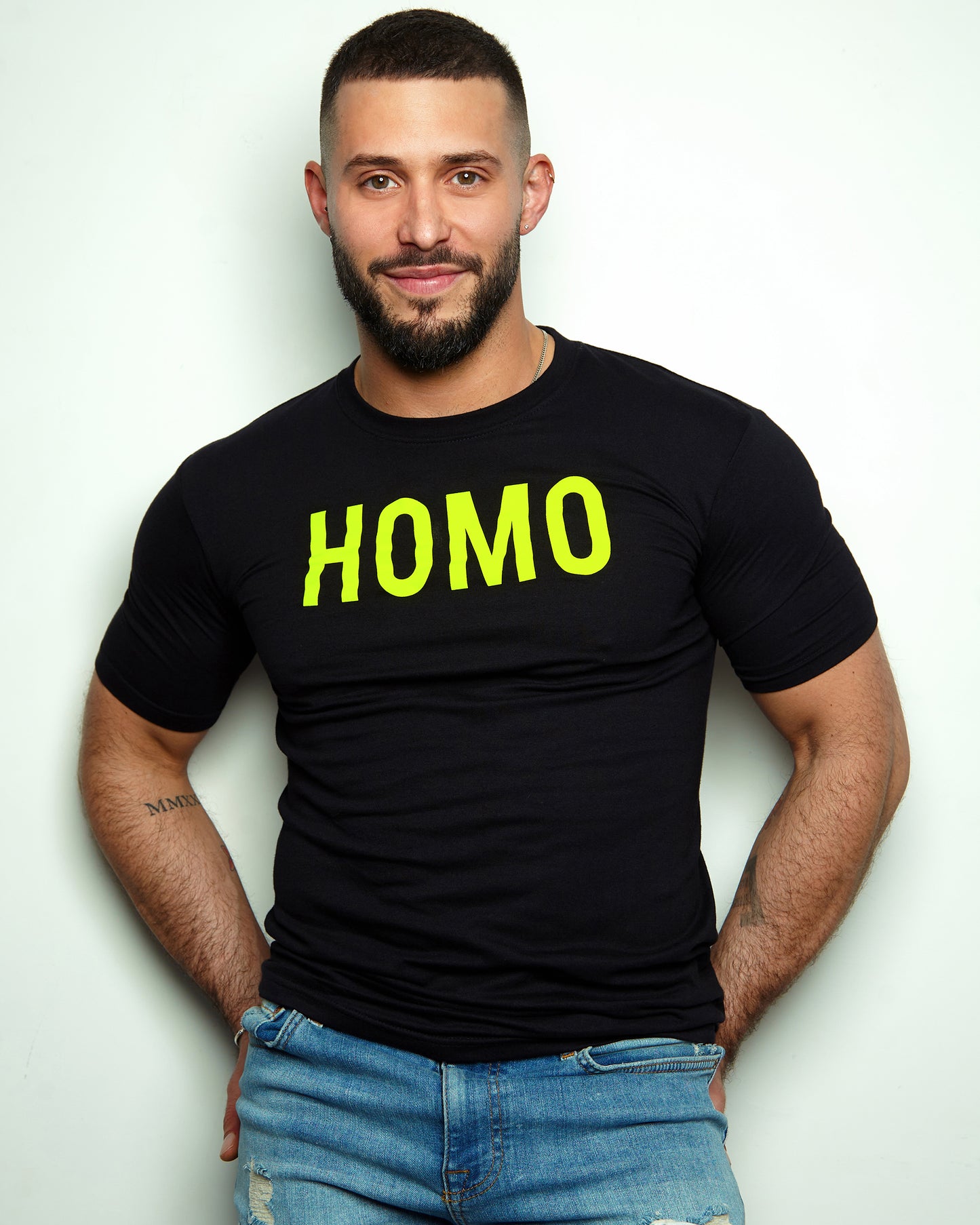 HOMO Logo, fluorescent yellow flock muscle fit tee - black