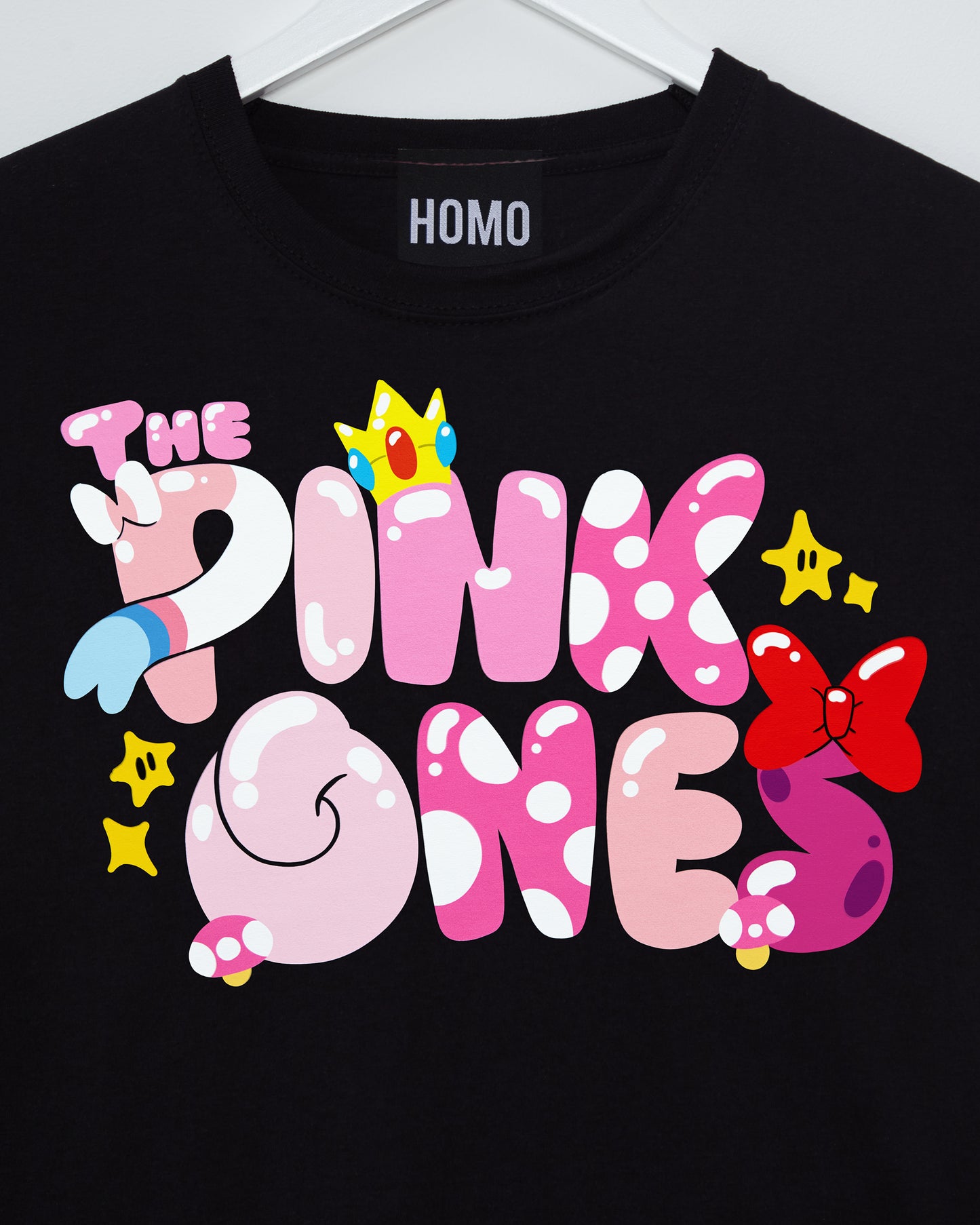 Gaymer: The pink ones! tshirt - black