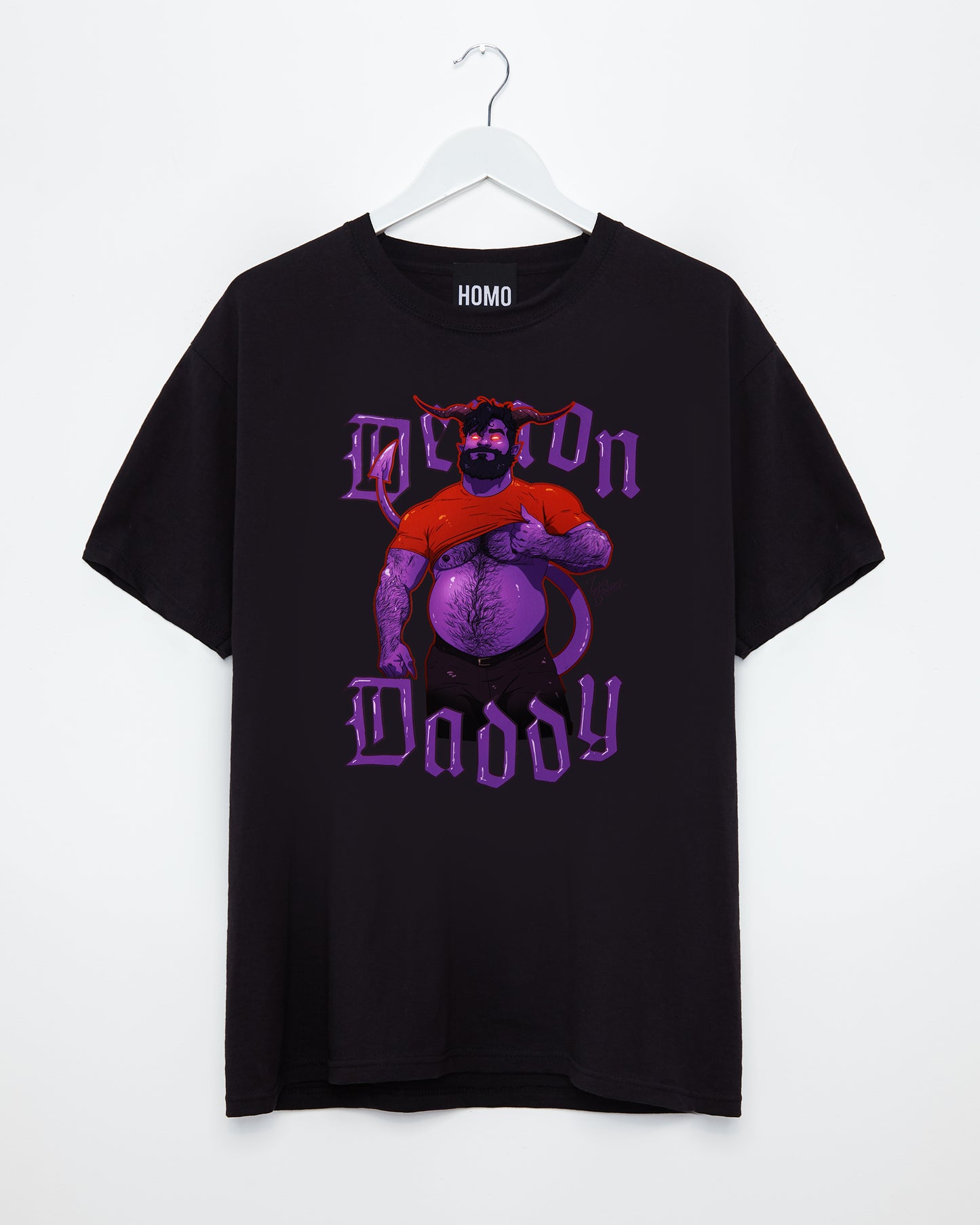 Demon daddy: chunky, hairy demon daddy on black - tshirt