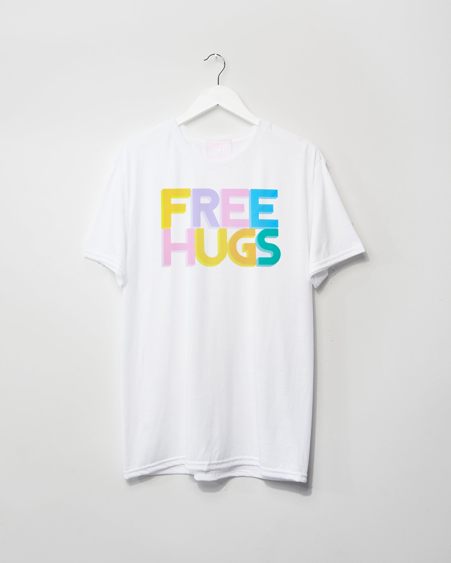 XL - Free Hugs, white tshirt